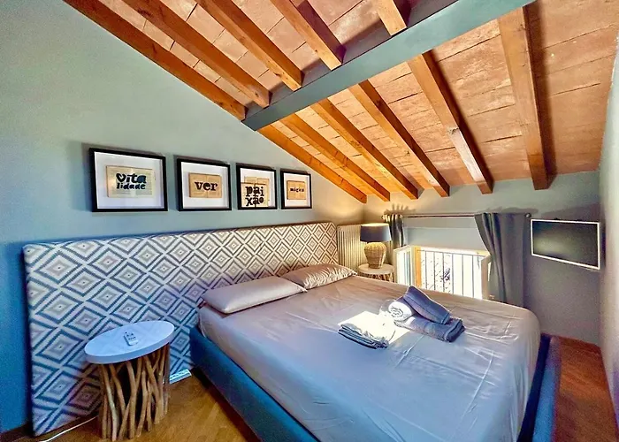 Apartment Comfort And Art *