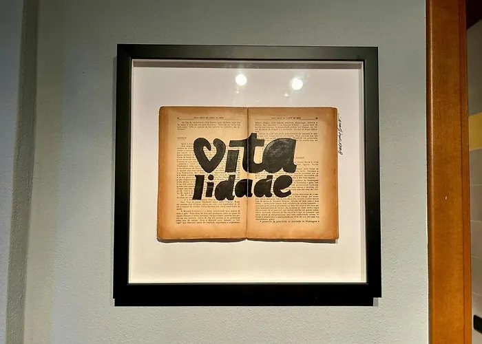 Comfort And Art Apartment